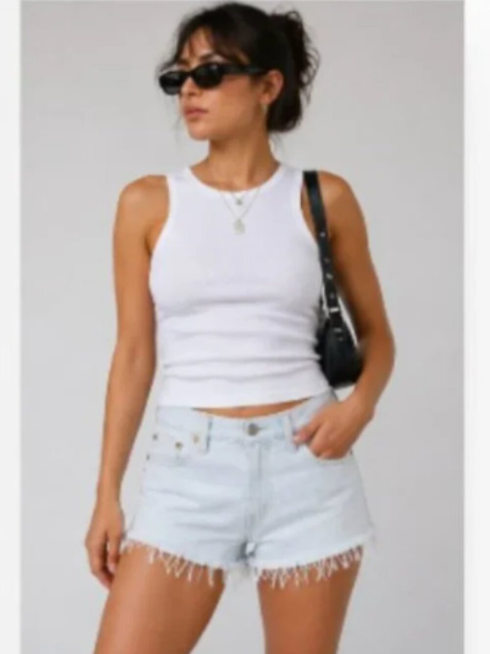 Levi’s Light Wash High Rise Cutoff Shorts W25
